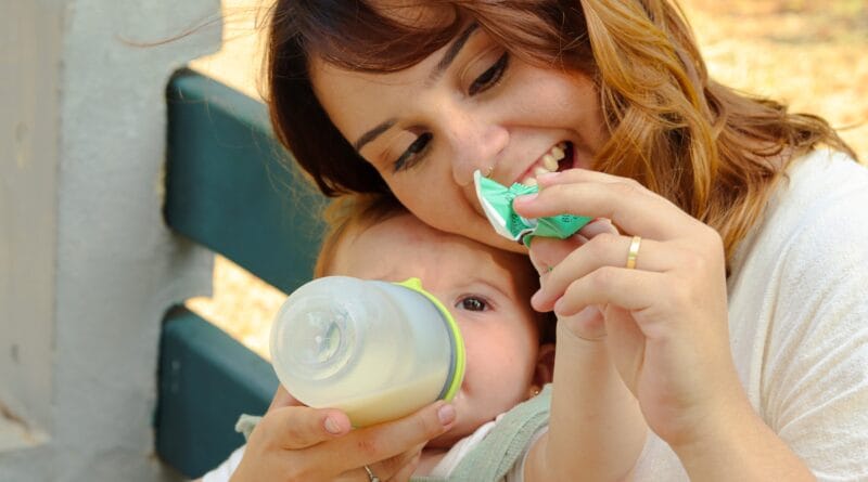 OMS divulga guia com mudanças sobre introdução alimentar