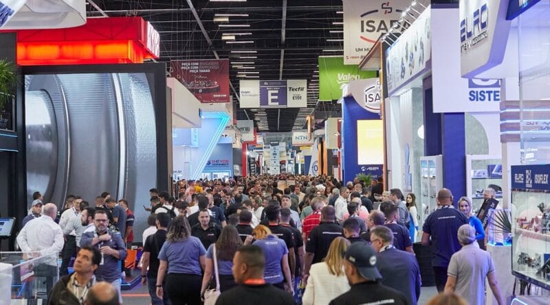 Petrol Lubrificantes marca presença na Automec 2025