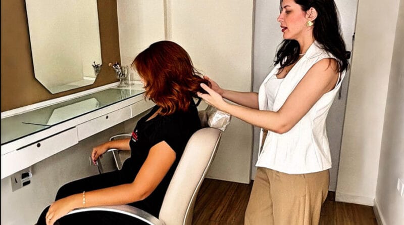 Novas abordagens para alisamento capilar ganham espaço