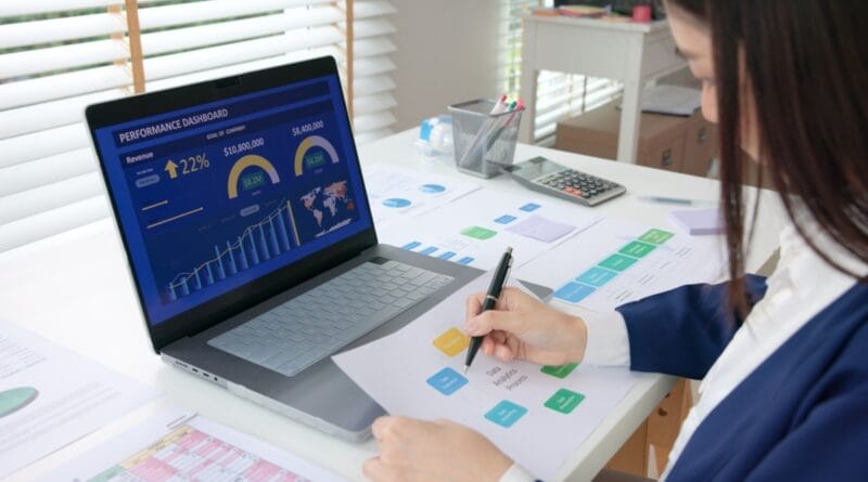 União entre tecnologia e negócios impulsiona carreira e sucesso empresarial