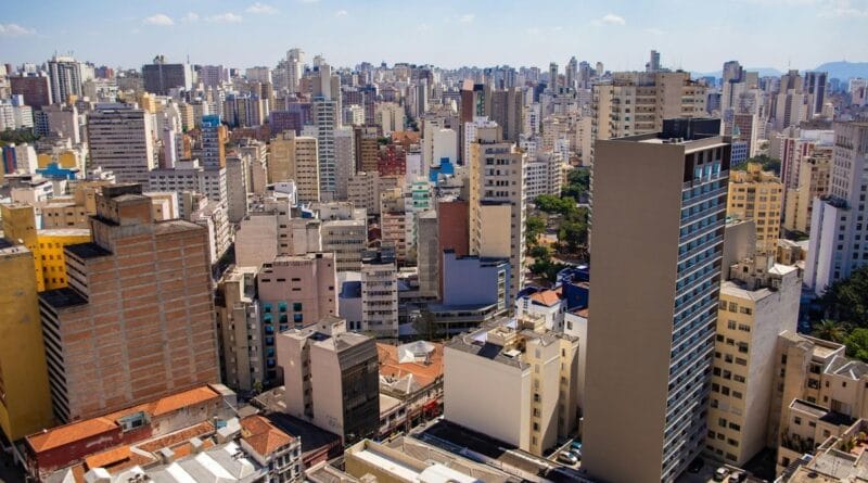 Mercado imobiliário de SP mantém ritmo em fevereiro de 2025