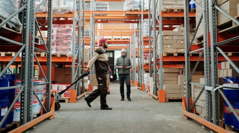 Crescimento do varejo aquece busca por armazenagem urbana