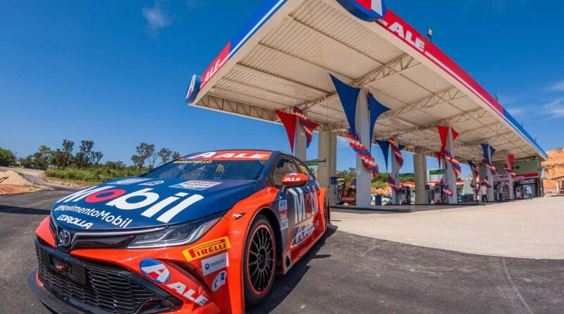 Equipe de Rubens Barrichello renova patrocínio com distribuidora de combustíveis