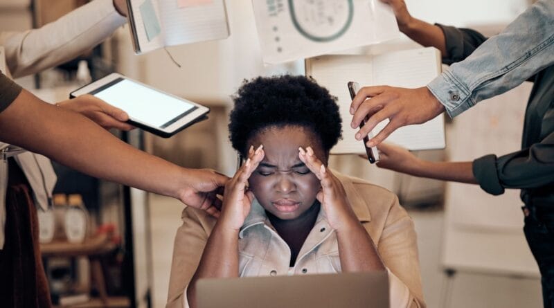 Papéis sociais atribuídos às mulheres afetam a saúde mental