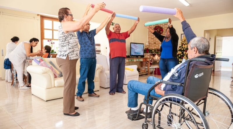 Clínicas recuperam idosos em duas semanas contra nove meses