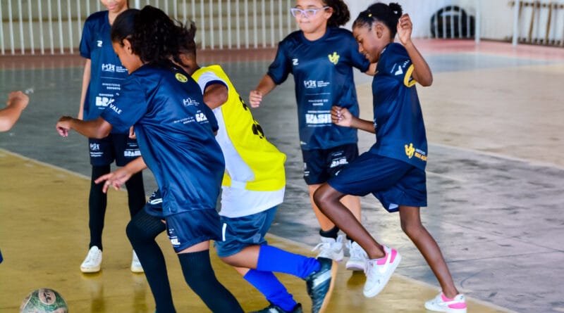 Sementinhas do Esporte promove inclusão social na juventude