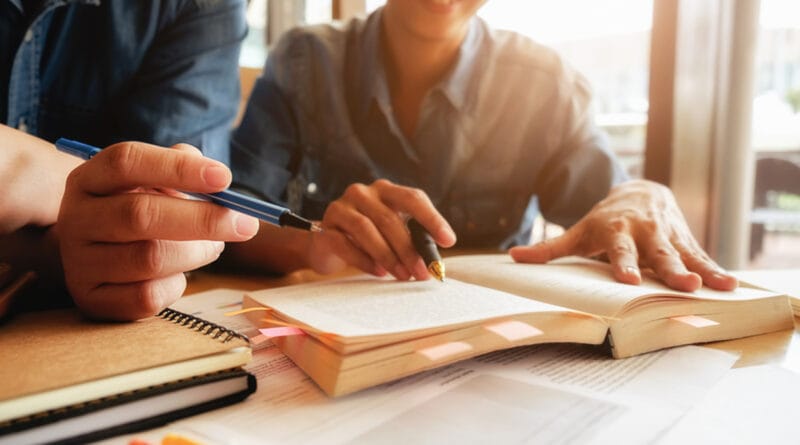 Wizard by Pearson e Botafogo firmam parceria