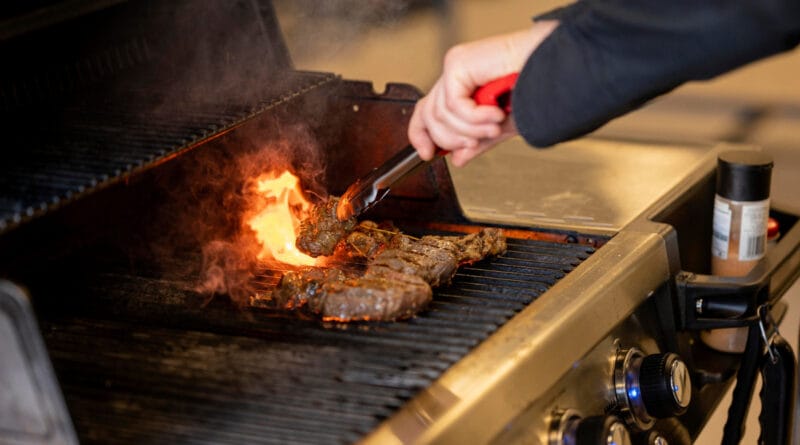 Churrasco é destaque nas celebrações dos brasileiros