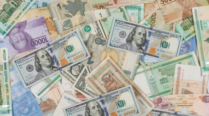 Seguro viagem: dólar e euro em alta podem afetar contratação