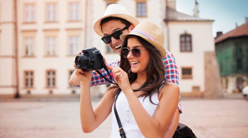 Feriado movimenta hotéis e comércio em Poços de Caldas