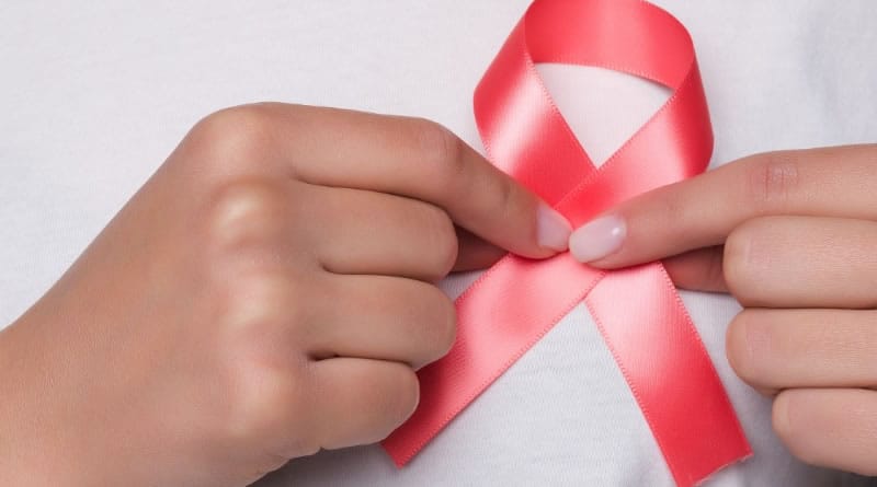 Praiamar Shopping promove bate-papo sobre o câncer de mama nesta terça-feira (28)