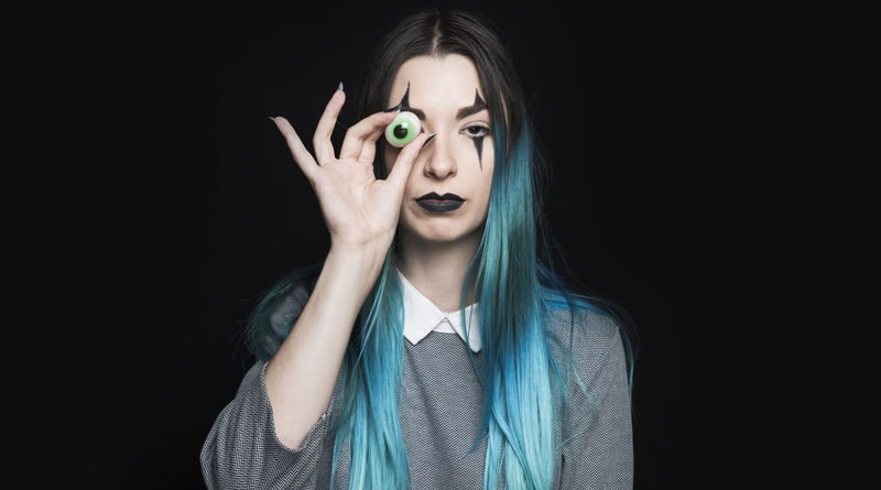 8 dicas para evitar que a maquiagem de Halloween vire um pesadelo ocular