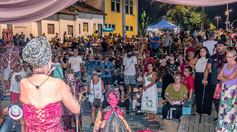 “Noite das Marias e seus Guardiões” acontece neste sábado em Itanhaém