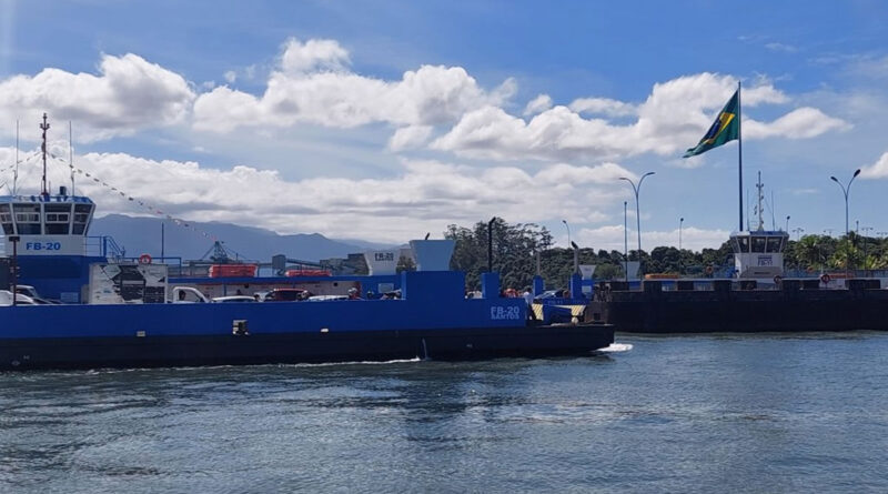 Governo de SP entrega balsa reformada e conclui modernização de embarcações
