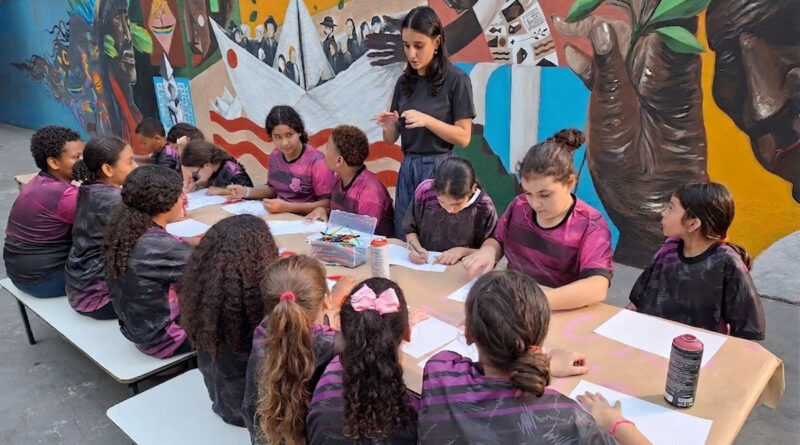 Projeto Cultura na Quebrada oferece aulas gratuitas de dança e grafite em Santos