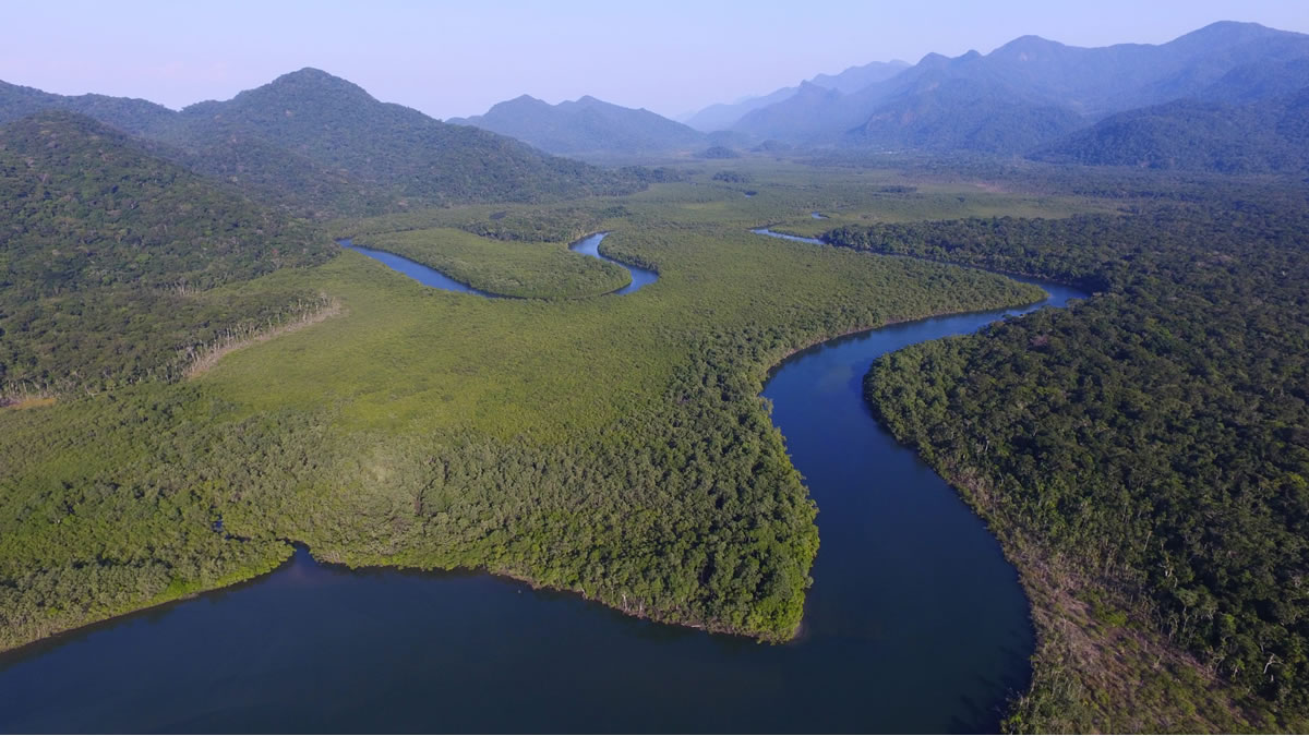 Quando visitar Peruíbe: veja a melhor época para aproveitar o litoral