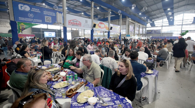 Festa da Tainha de Praia Grande estima 100 mil visitantes