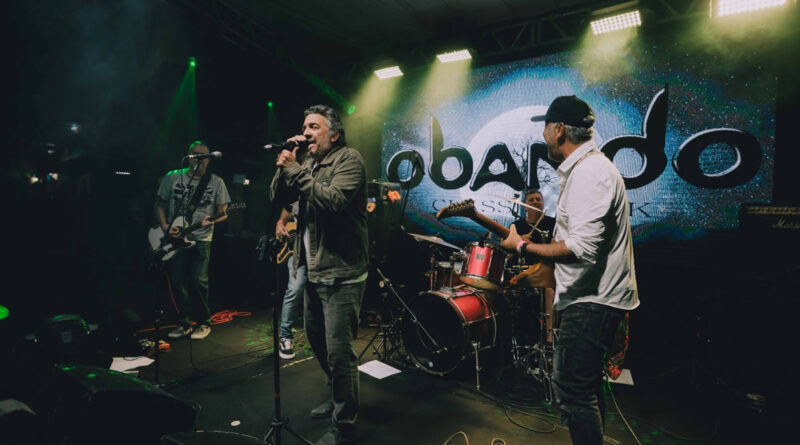 Arraiá dos Ingleses encerra com rock, sertanejo e pagode em Santos
