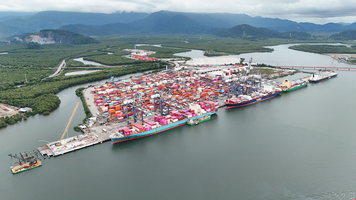 DP World celebra 13 anos no Brasil com expansão em Santos